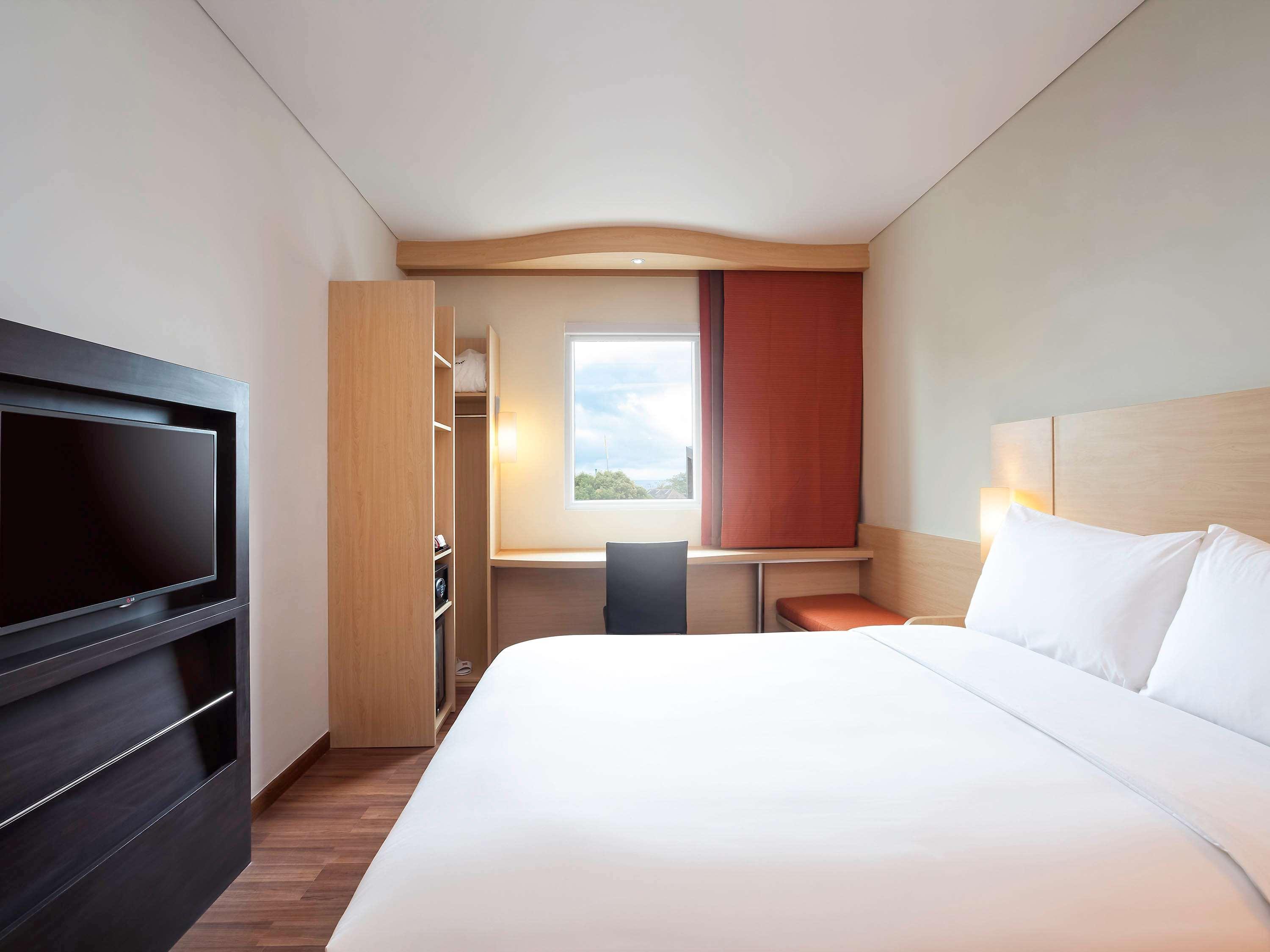 Ibis Makassar City Center Ngoại thất bức ảnh
