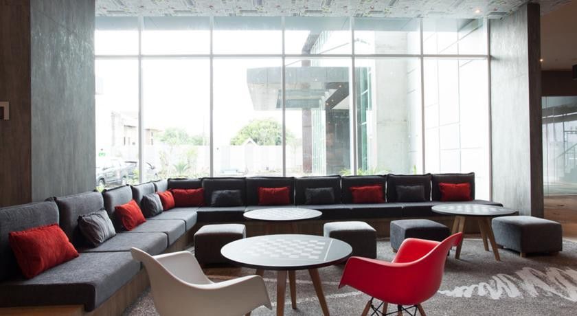 Ibis Makassar City Center Ngoại thất bức ảnh