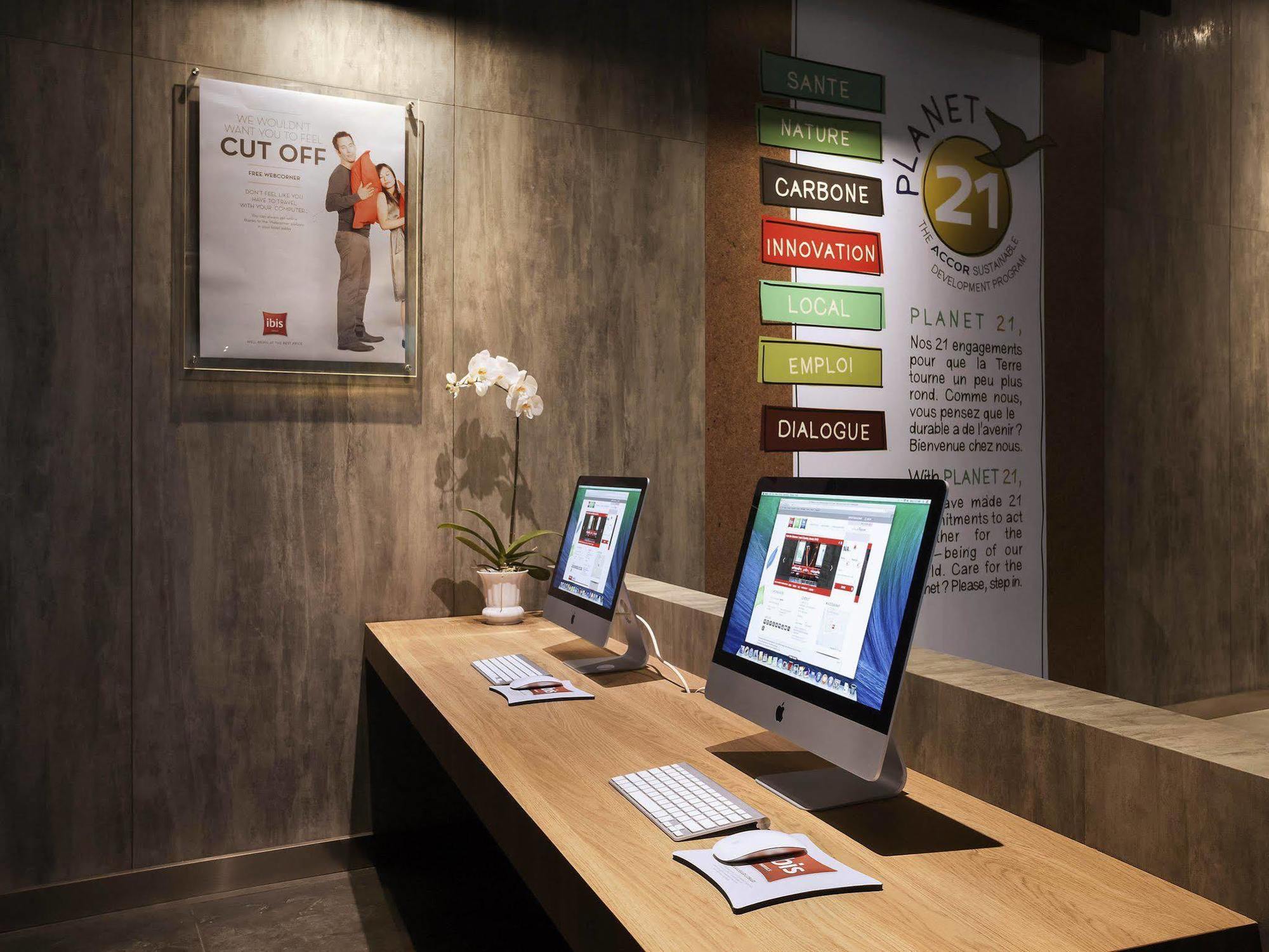 Ibis Makassar City Center Ngoại thất bức ảnh